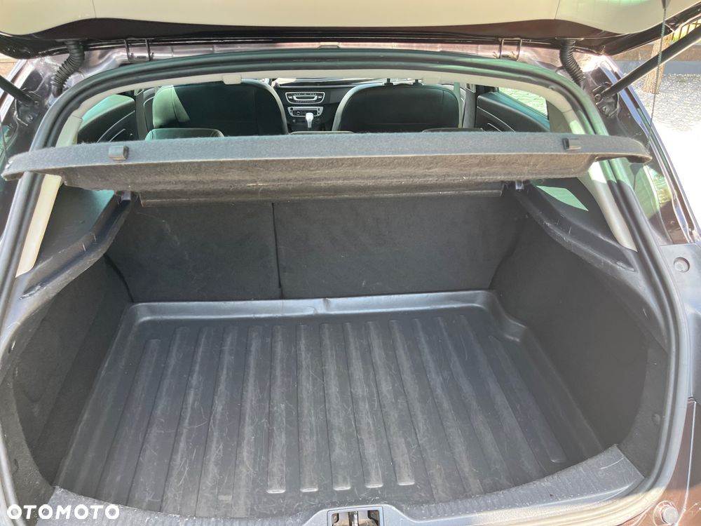Renault Megane dCi 110 FAP EDC Bose Edition - 34