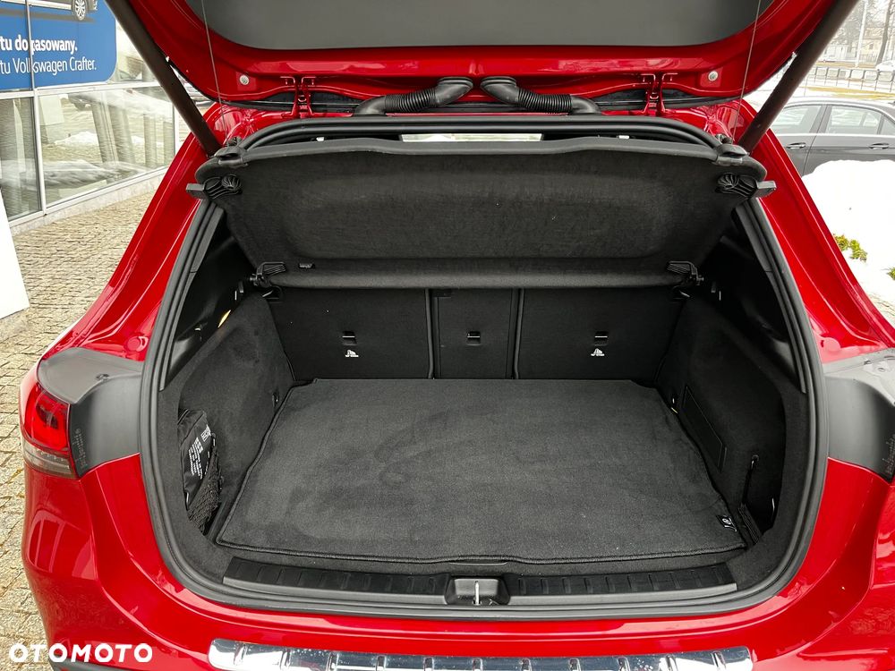 Mercedes-Benz GLA 250 4-Matic - 21