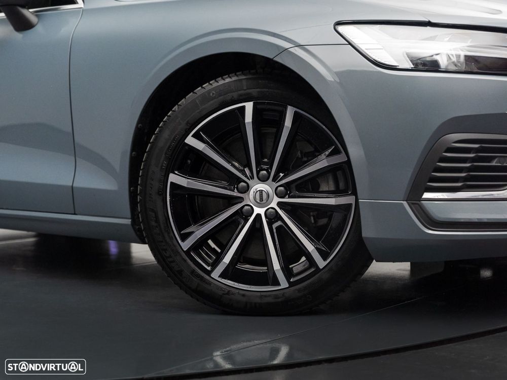 Volvo V60 2.0 T6 AWD TE Essential - 13
