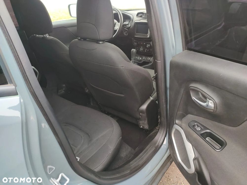Jeep Renegade - 14