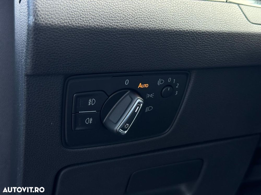 Volkswagen Passat - 15