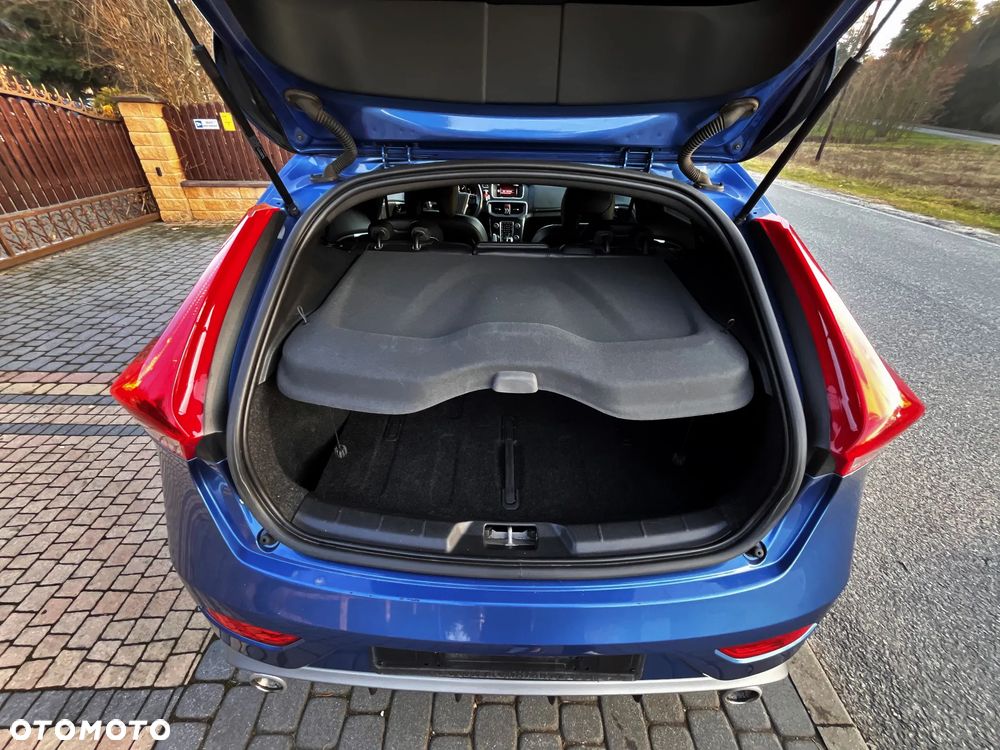 Volvo V40 D2 RDesign - 35