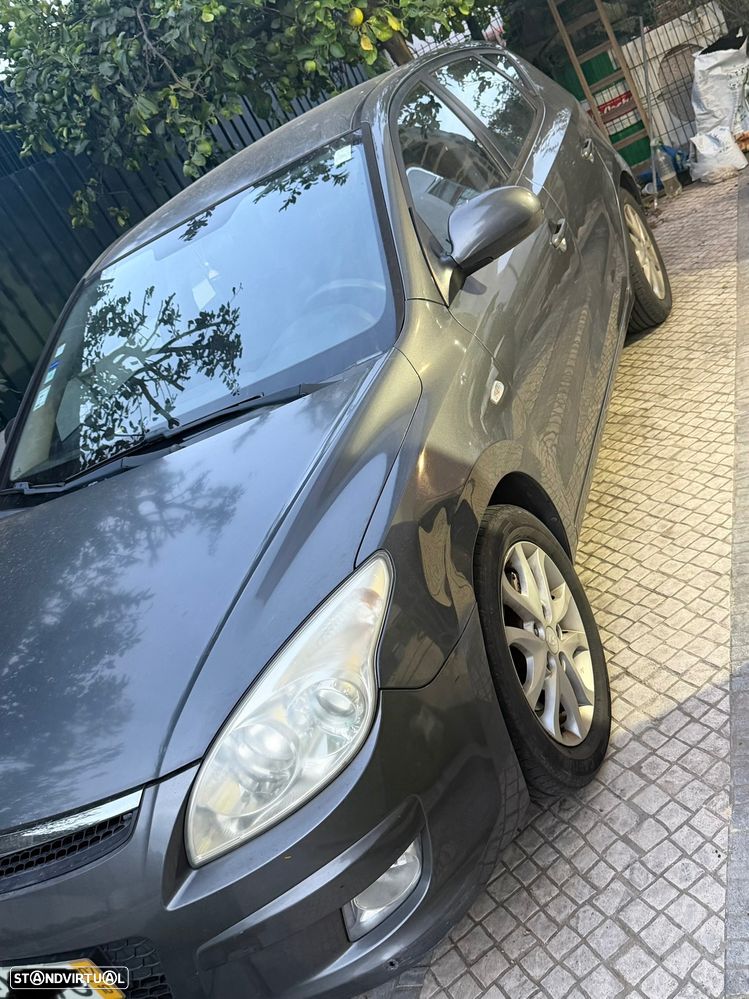 Hyundai i30 1.4 CVVT Comfort - 3