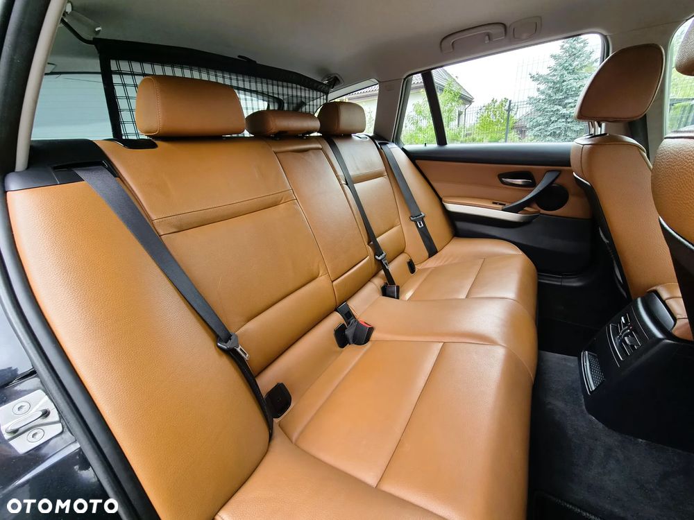 BMW Seria 3 - 14