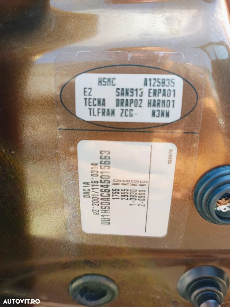 Dacia Duster 1.5 dCi 4x2 Prestige - 8