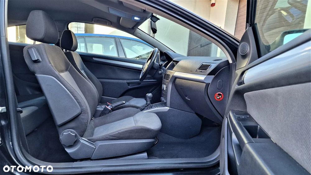 Opel Astra 1.6 Sport - 8
