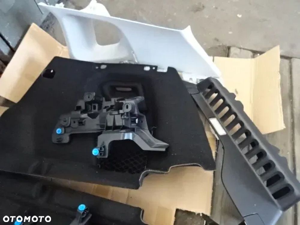 PEUGEOT 2008 I 13-18 BOCZEK BOCZKI BAGAŻNIKA KOMPLET - 3