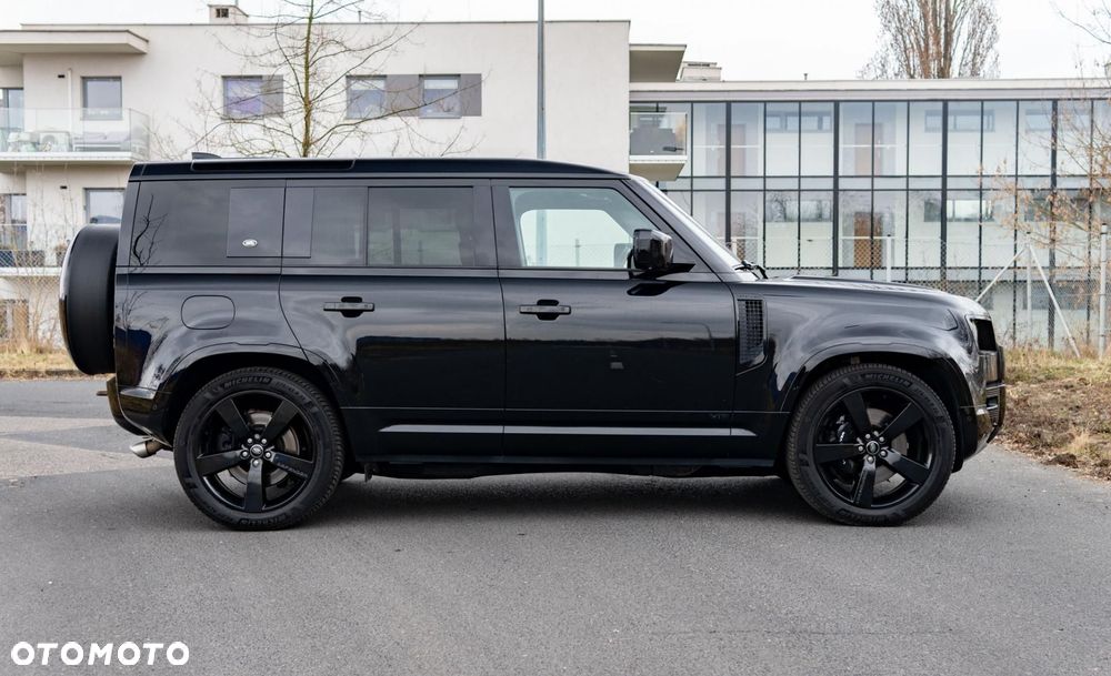 Land Rover Defender 5.0 P525 V8 - 9