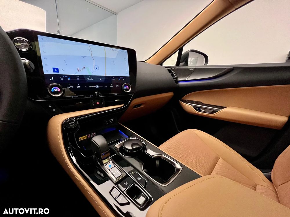 Lexus Seria NX 350h AWD CVT HEV Luxury - 32