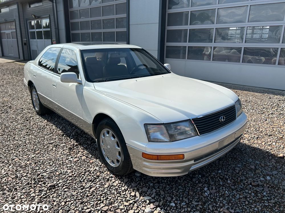 Lexus LS - 7