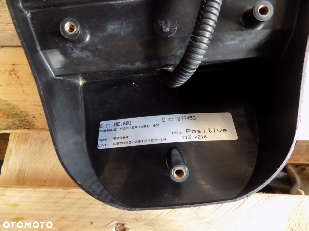 Merlo P 34.7 lampa tył lewa 077453 - 4