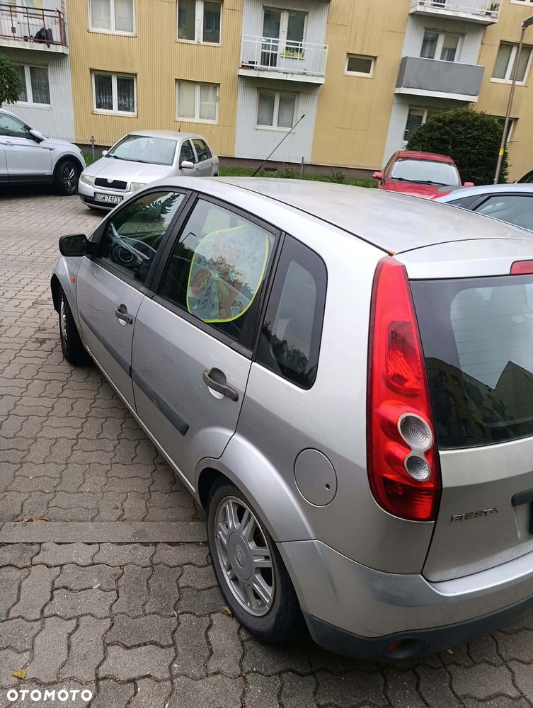 Ford Fiesta - 3