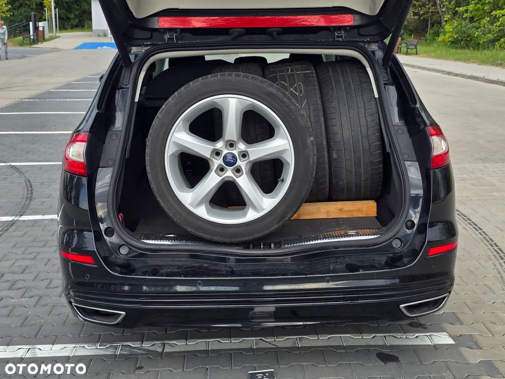 Ford Mondeo 2.0 TDCi STart-Stopp PowerShift-Aut Titanium - 2