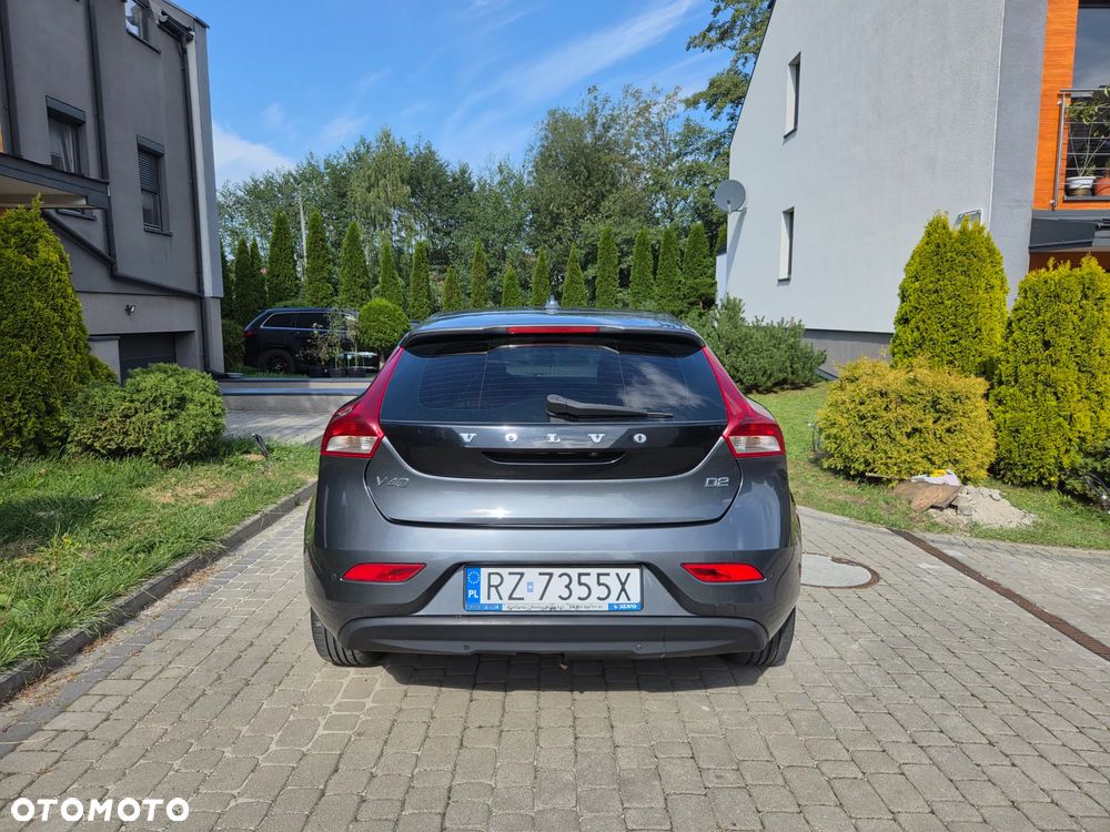 Volvo V40 D2 Kinetic - 4