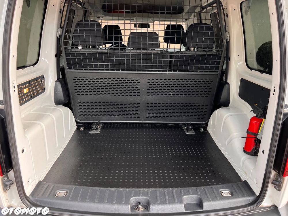 Volkswagen Caddy 2.0 TDI Comfortline - 18