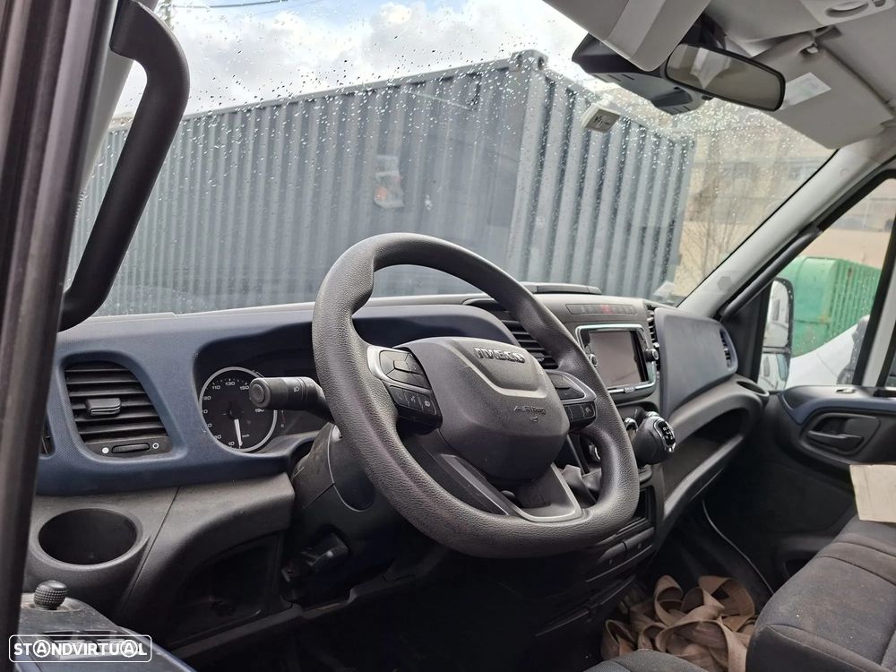 Iveco Daily 3.0 35C16H 3450 CD - 1