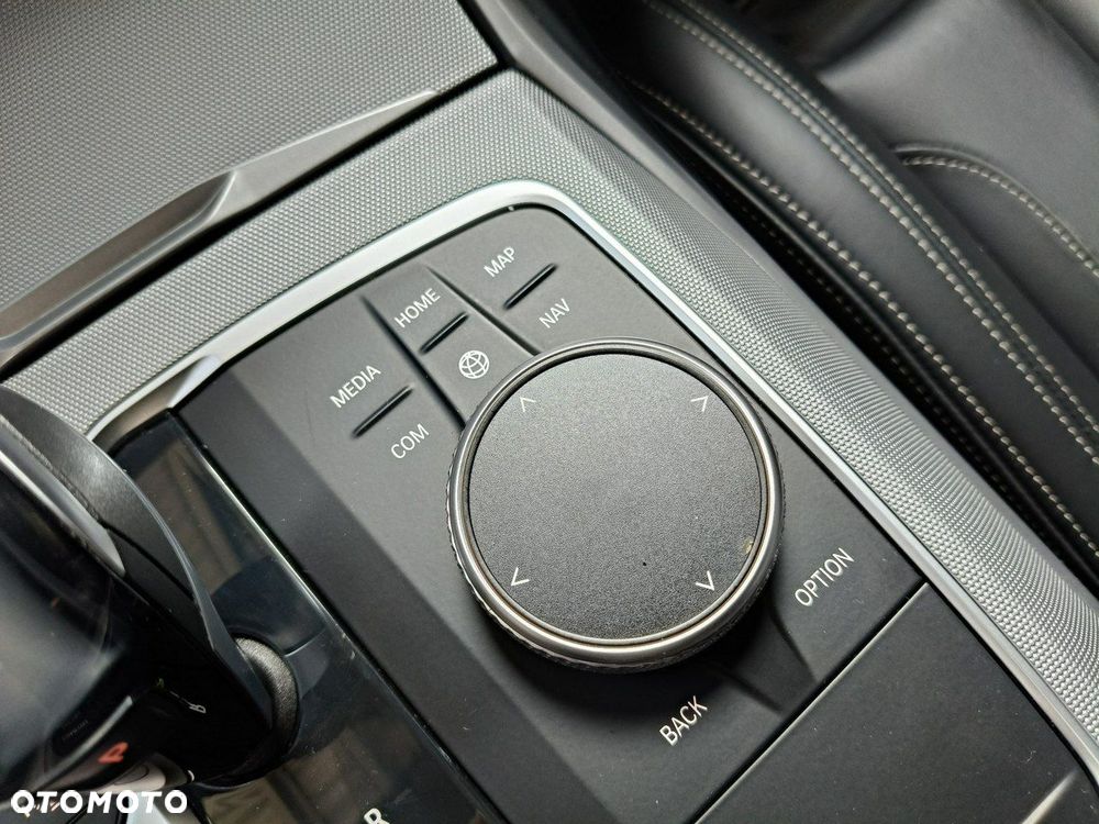 BMW Seria 3 - 29