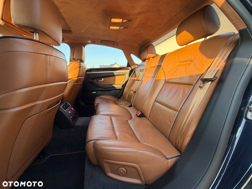 Audi A8 4.2 TDI Quattro - 30