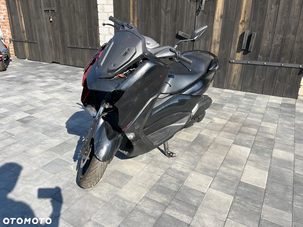 Yamaha NMAX - 3