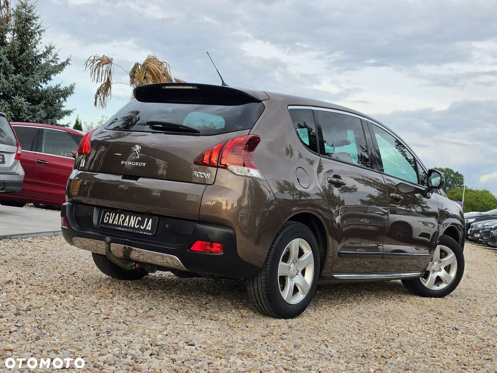 Peugeot 3008 Hybrid4 - 25