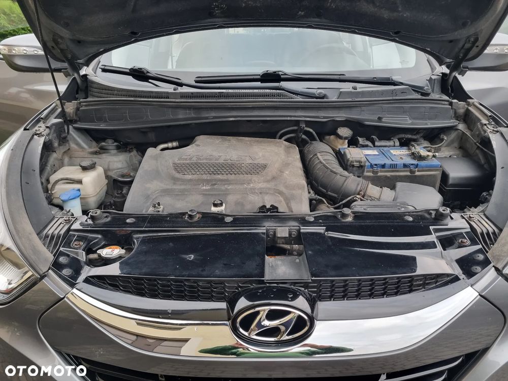 Hyundai ix35 2.0 CRDi 4WD Fifa World Cup Gold Edition - 34