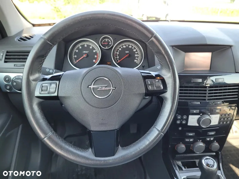 Opel Astra - 22