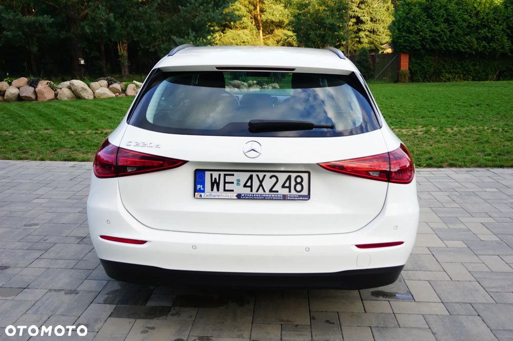 Mercedes-Benz Klasa C 220 d mHEV - 12