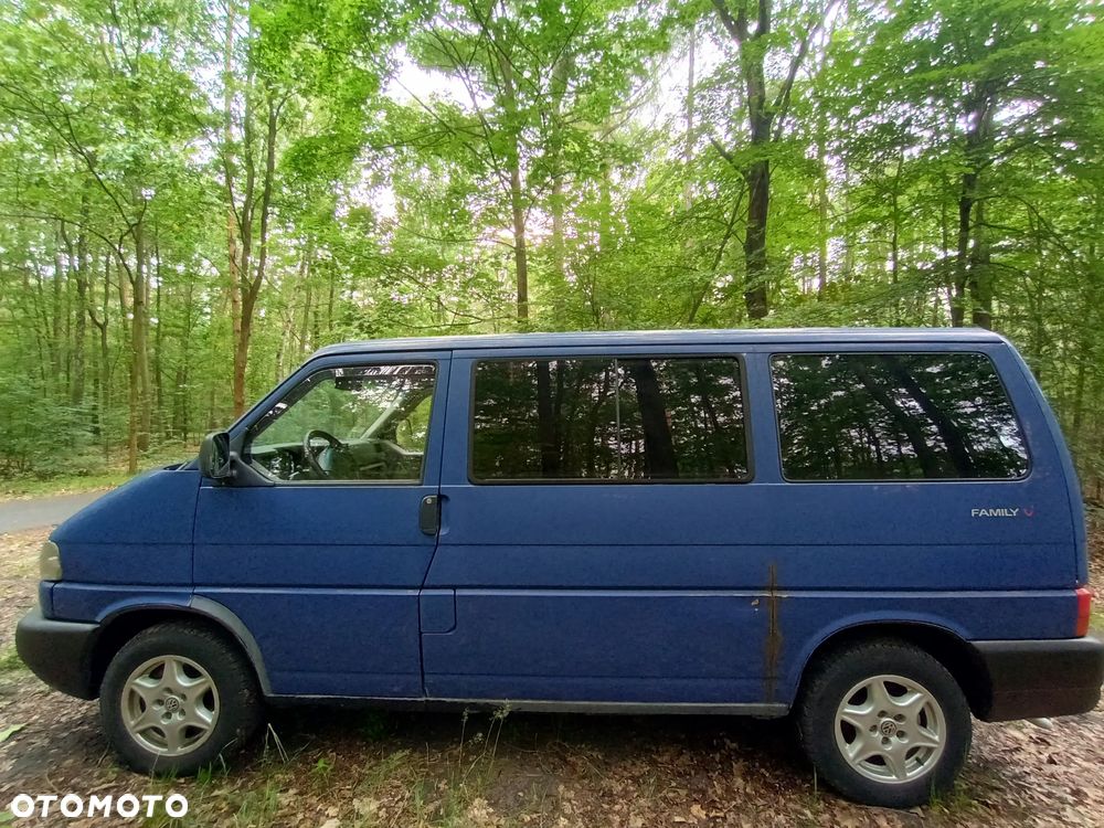 Volkswagen Caravelle - 16