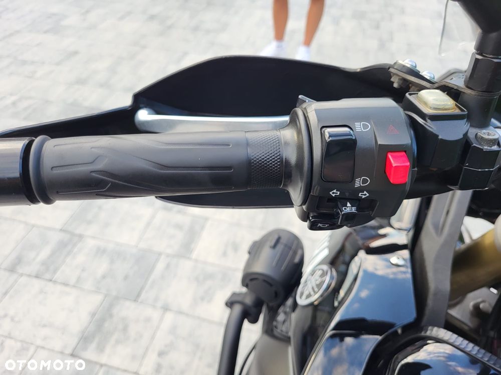 Yamaha XT - 24