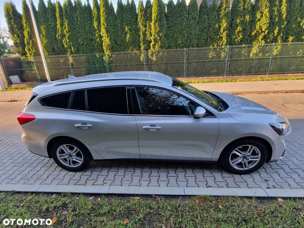 Ford Focus 1.5 EcoBlue SCR Connected - 4