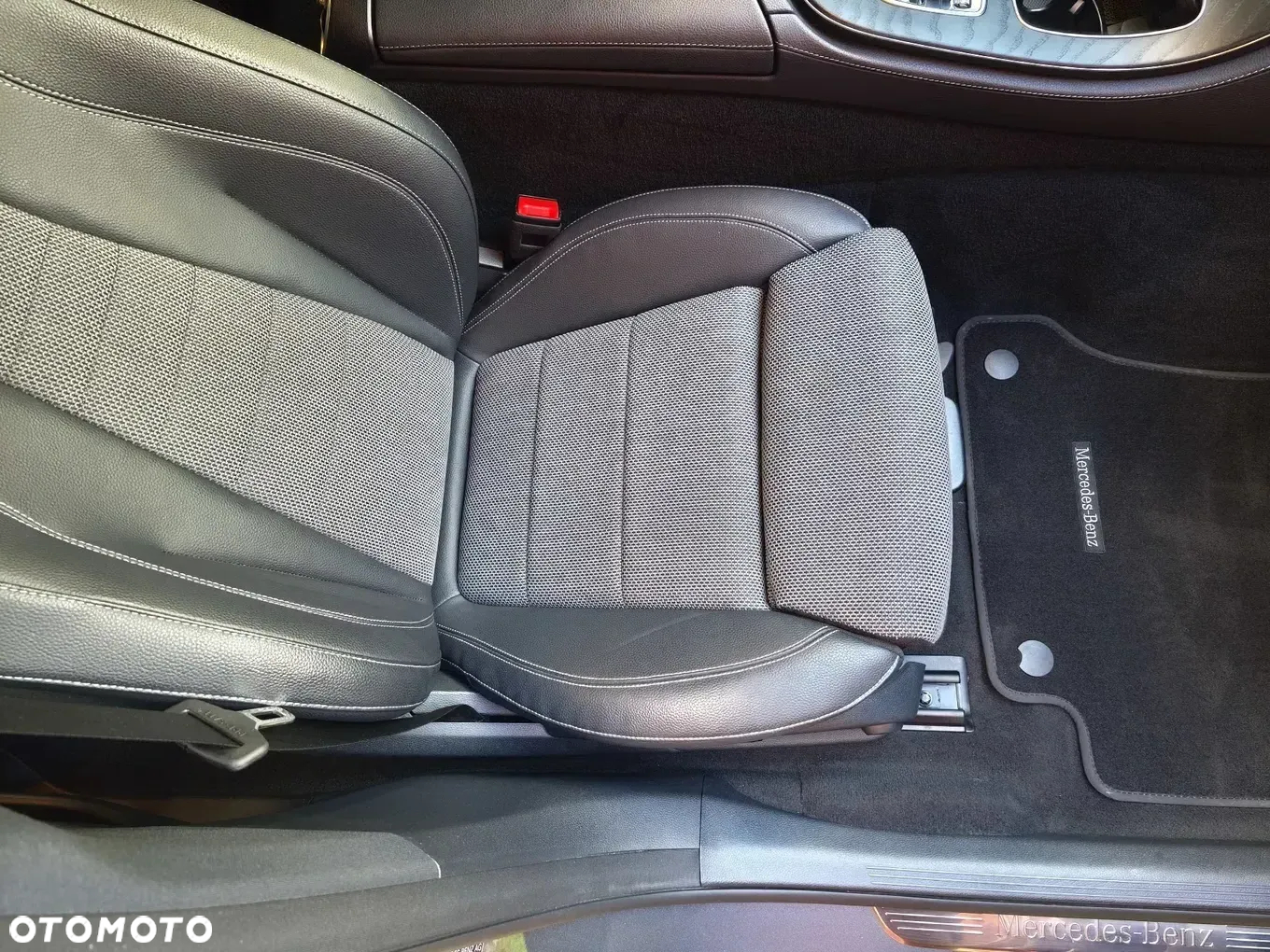 Mercedes-Benz Klasa E 200 d Avantgarde - 14