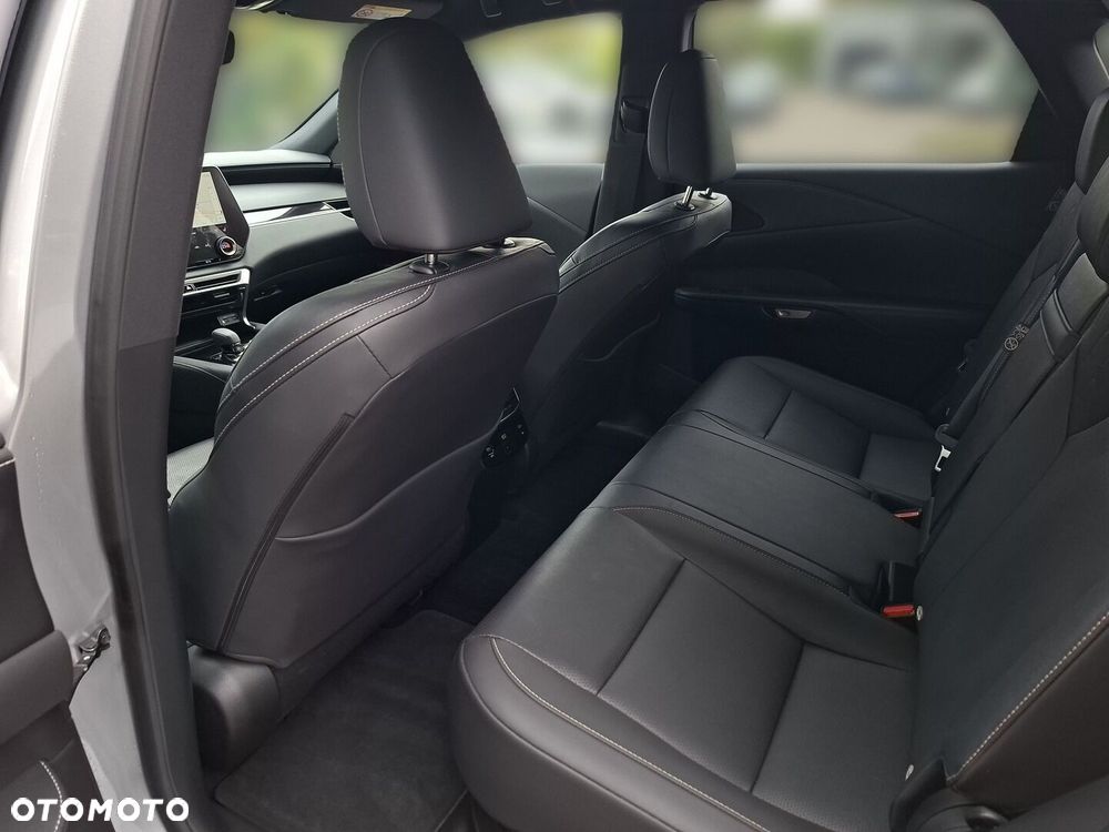 Lexus RX - 13