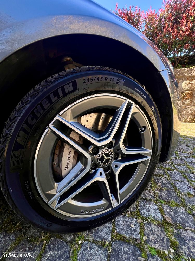 Mercedes-Benz E 300 de 4Matic 9G-TRONIC AMG Line - 32