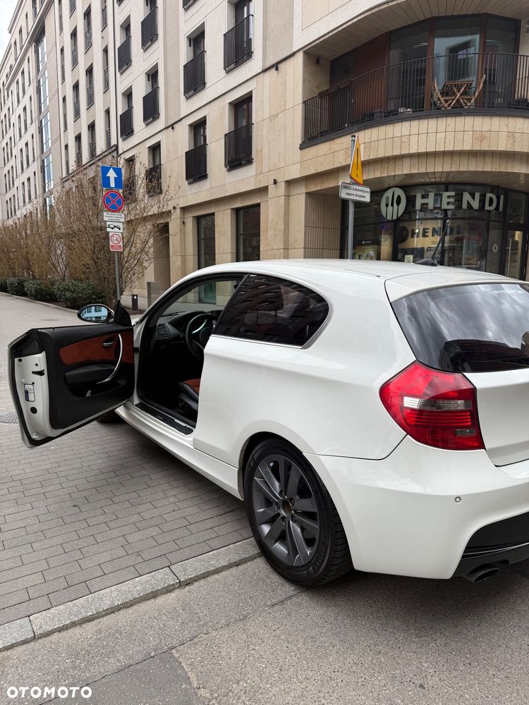BMW Seria 1 123d - 18