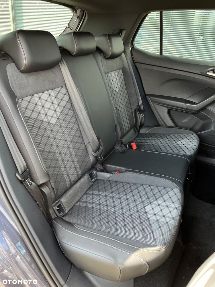 Volkswagen T-Cross - 10