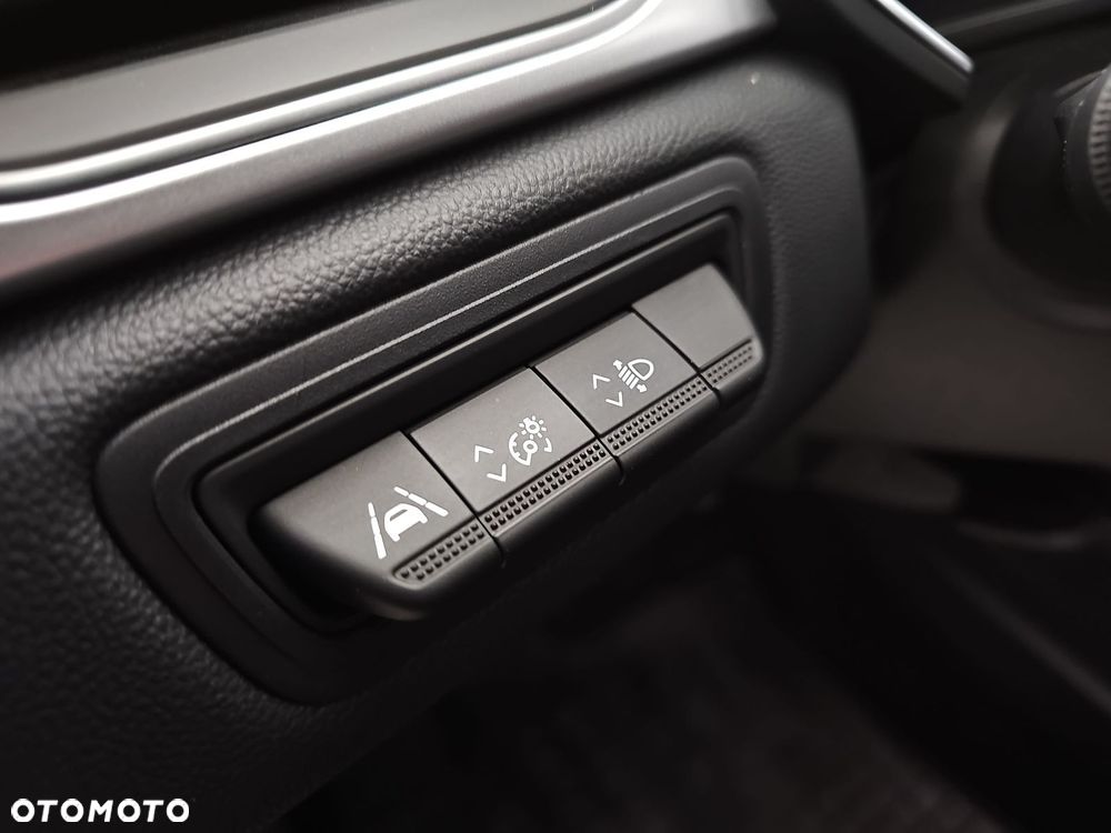 Renault Captur 1.3 TCe mHEV Techno EDC - 12