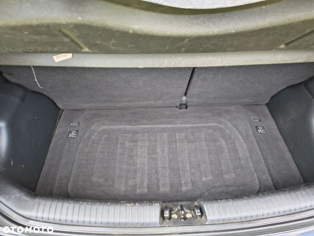 Hyundai i10 1.0 Intro Edition - 13