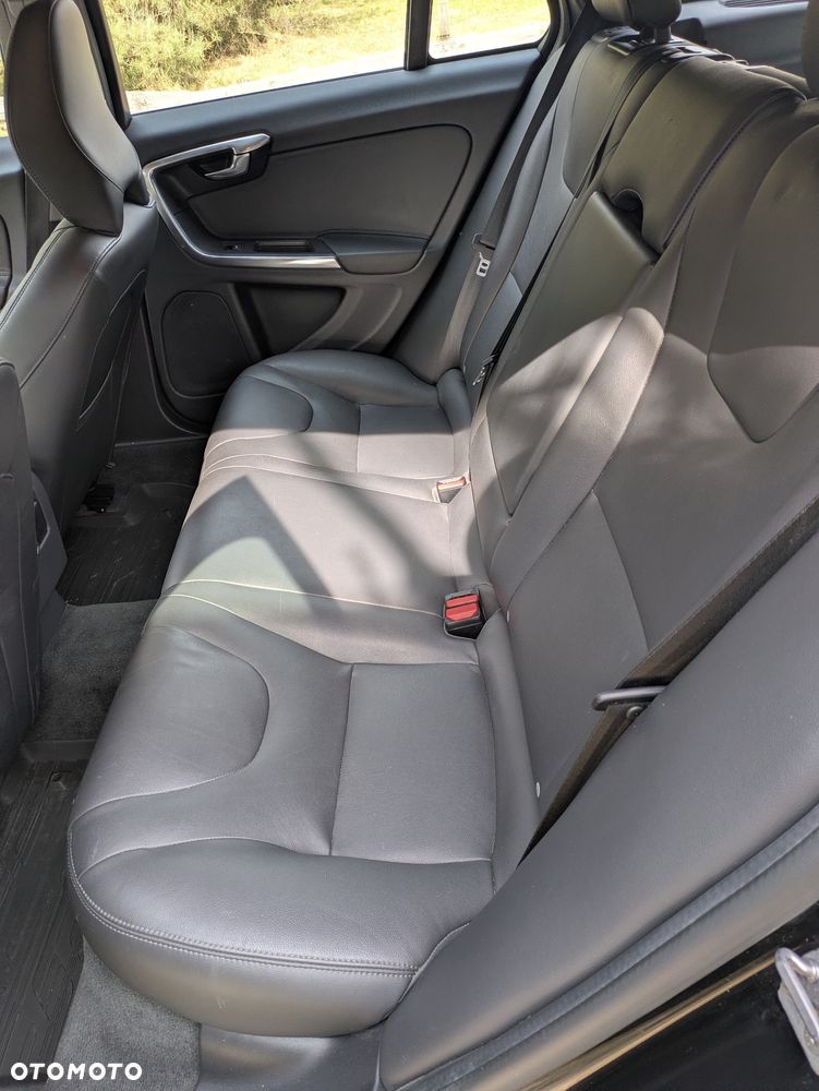 Volvo V60 D4 Drive-E Summum - 25