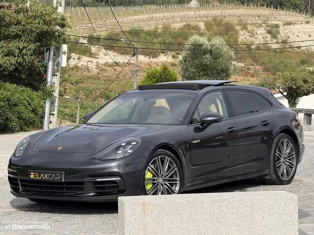 Porsche Panamera Sport Turismo 4 E-Hybrid - 8