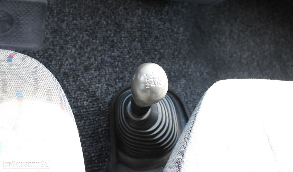 Toyota Haice 2.5 D4D - 8