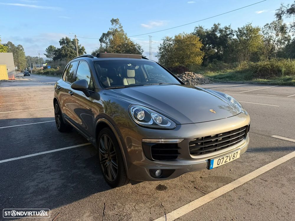 Porsche Cayenne S - 33