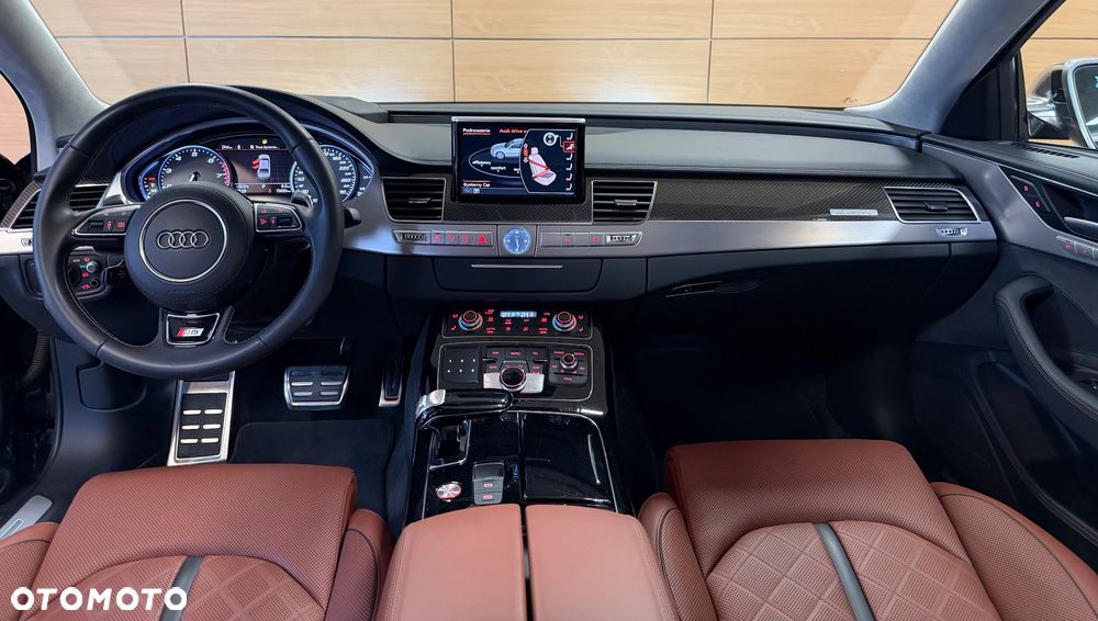 Audi S8 - 19