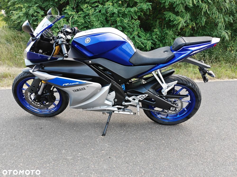 Yamaha YZF - 9