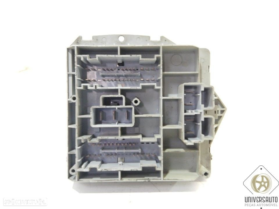 CAIXA RELÉS / FUSÍVEIS FIAT PUNTO 2003 - 4