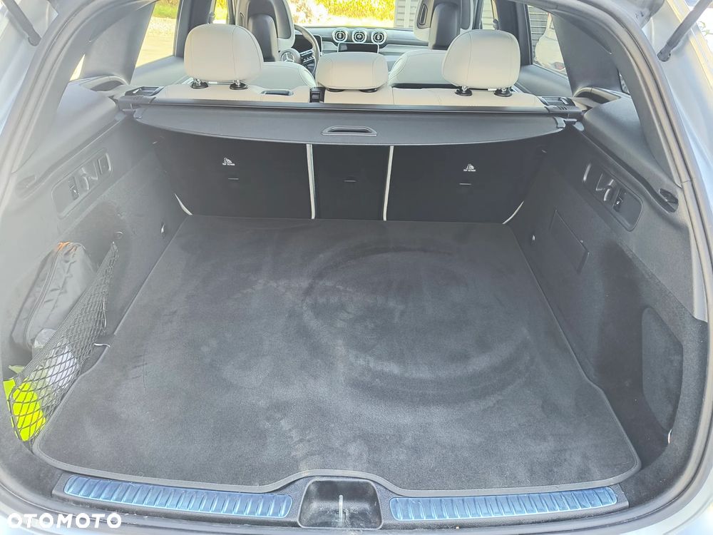 Mercedes-Benz GLC 220 d mHEV 4-Matic AMG Line - 28