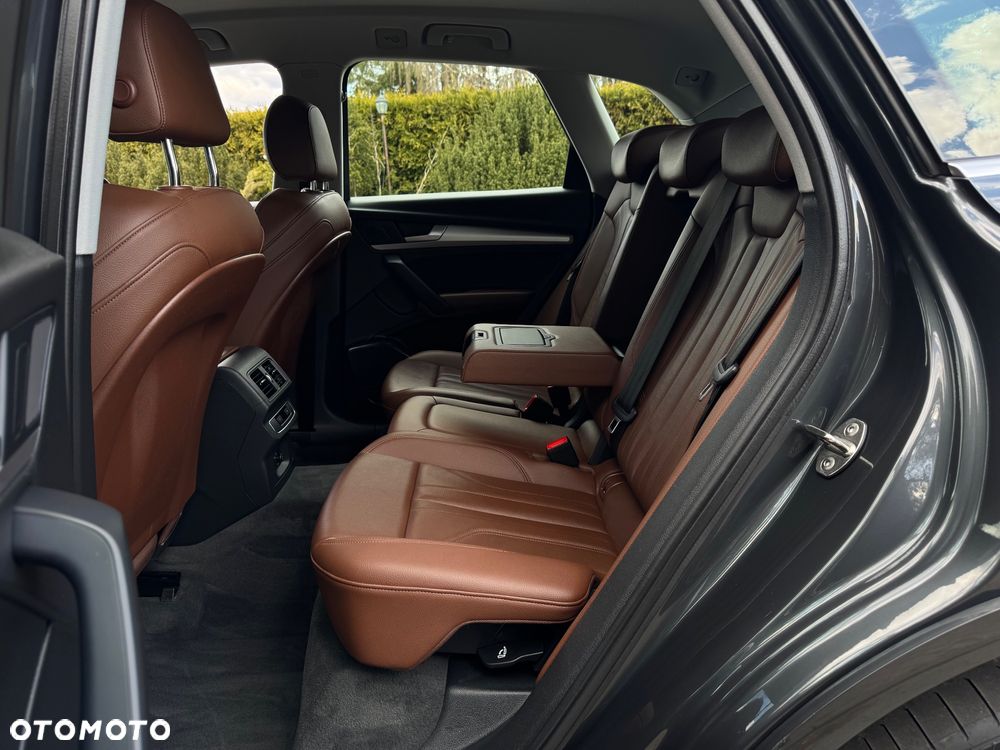 Audi Q5 50 TFSIe quattro S tronic S line business - 21