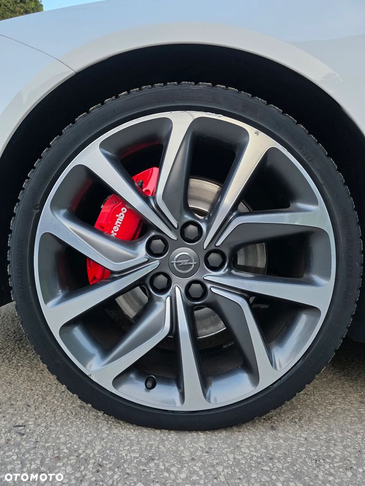 Opel Insignia 2.0 CDTI 4x4 GSi S&S - 8