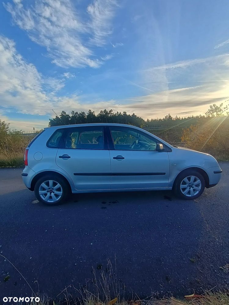 Volkswagen Polo - 7