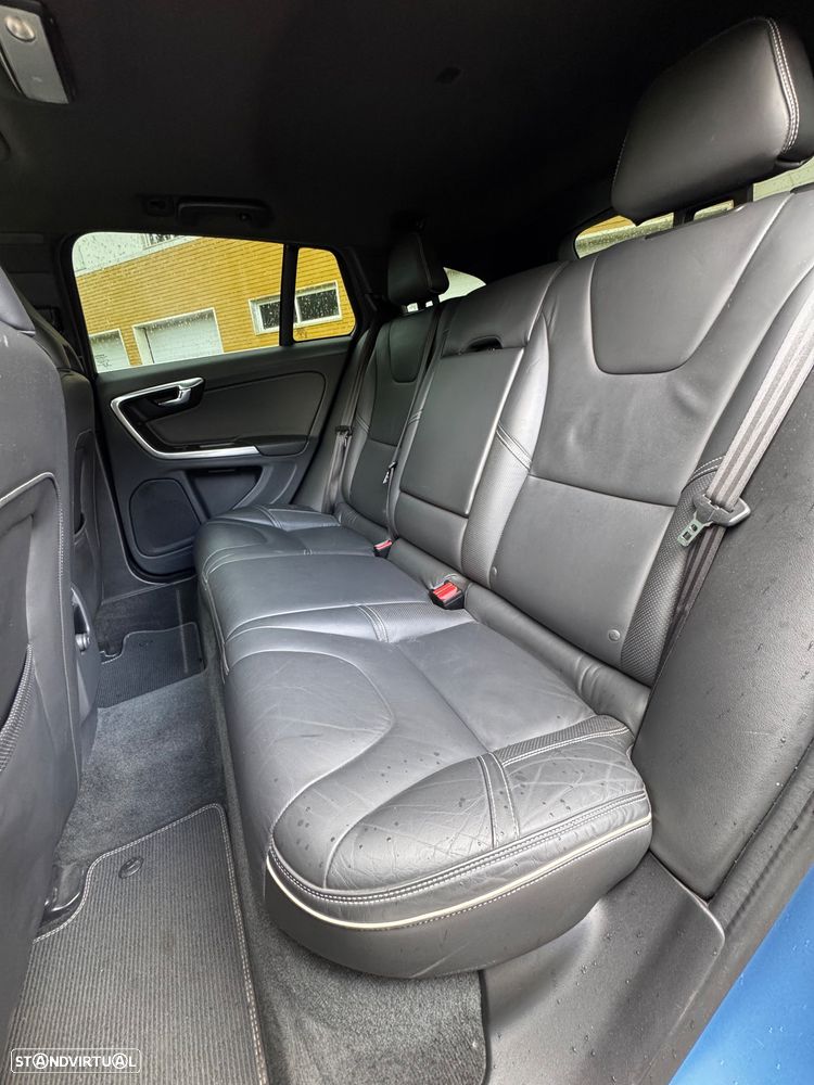 Volvo V60 D6 Twin Engine Geartronic RDesign - 14