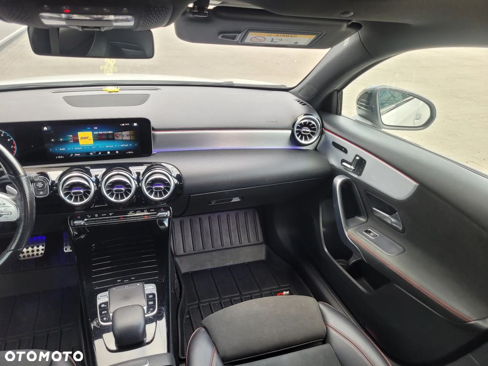 Mercedes-Benz Klasa A 200 7G-DCT AMG Line Advanced Plus - 27